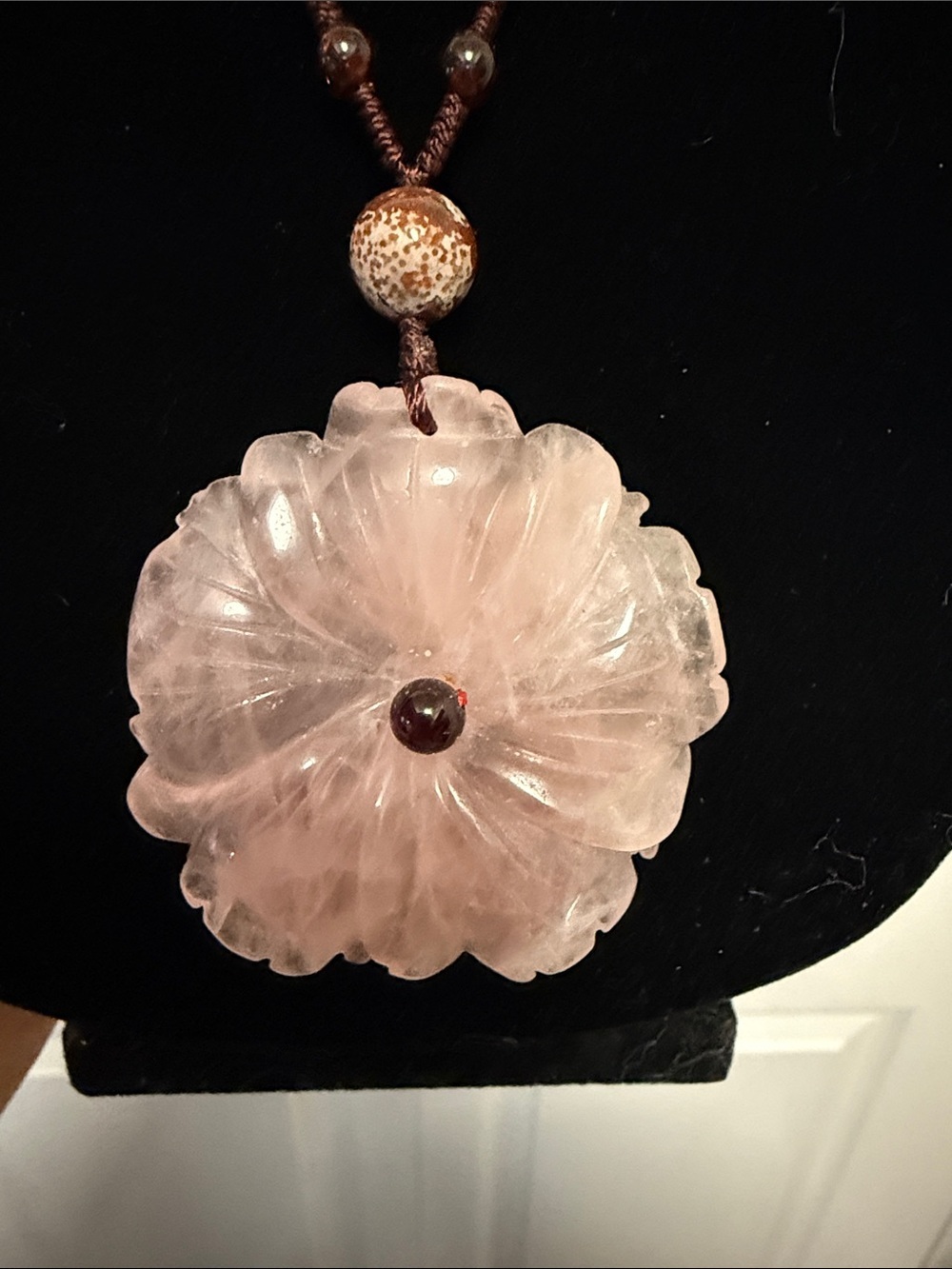 Rose Quartz Flower Pendant Necklace | Boho Pink Gemstone Necklace Vintage - Picture 3 of 10